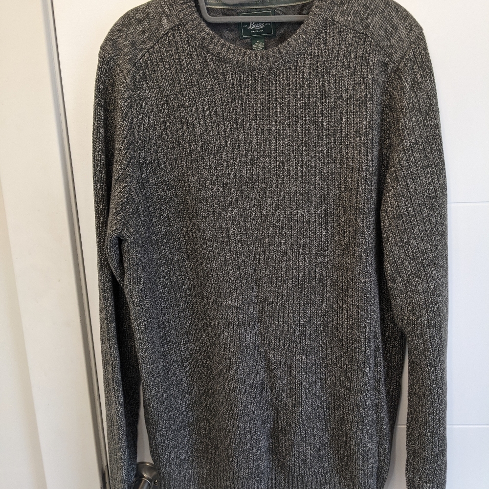 Bass men's sweater